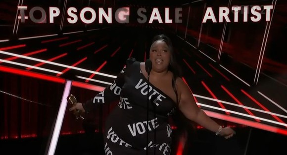 Cine e artista care a ţinut un discurs anti Trump la Premiile Billboard