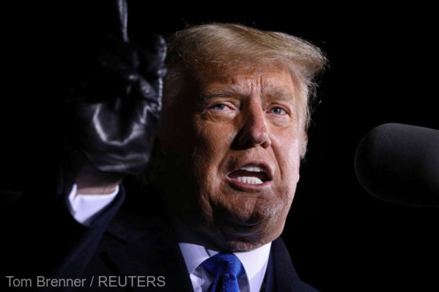 Studiu: Mitingurile electorale ale preşedintelui Trump au cauzat peste 30.000 de cazuri de COVID-19