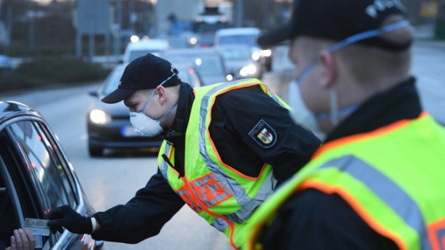 Coronavirus: Germania intenţionează să desfăşoare mii de poliţişti pentru a impune respectarea noilor restricţii