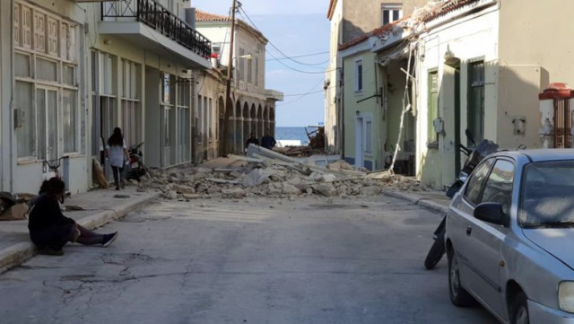 Grecia: „Situaţie extrem de dificilă“ în Samos după puternicul cutremur