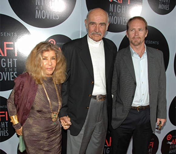 Ce se întâmpla cu averea lui Sean Connery! Soţia a decis deja ce va face cu vila în care s-a filmat o peliculă Bond