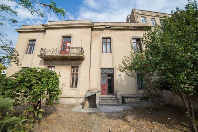Casa LASKARIDIS, simbolul comunității ELENE, scoasă la VÂNZARE cu 750.000 de euro