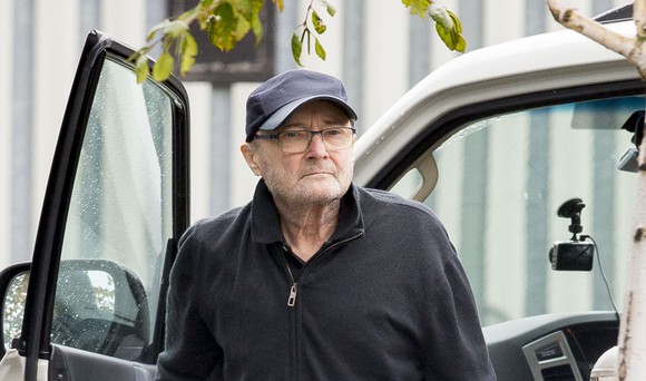 Imagini dureroase! Phil Collins, măcinat de boală și de războiul cu fosta soție