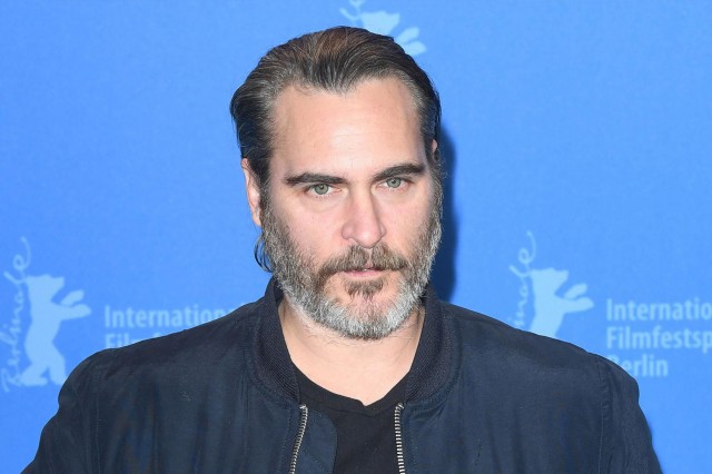 Joaquin Phoenix şi Rooney Mara au vorbit despre fiul lor şi au criticat legile americane împotriva imigraţiei