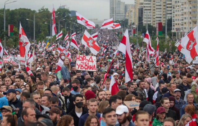 Protestatarii s-au adunat în marile oraşe din Belarus la 100 de zile de la declanşarea mişcării de contestare