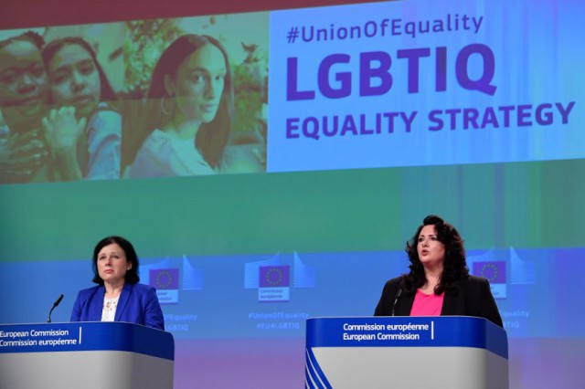 Comisia Europeană a prezentat prima strategie a UE privind egalitatea pentru persoanele LGBTIQ