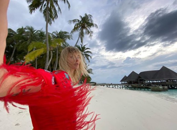 Delia, în paradisul din Maldive. Cum arată în costum de baie, după dietă și fitness