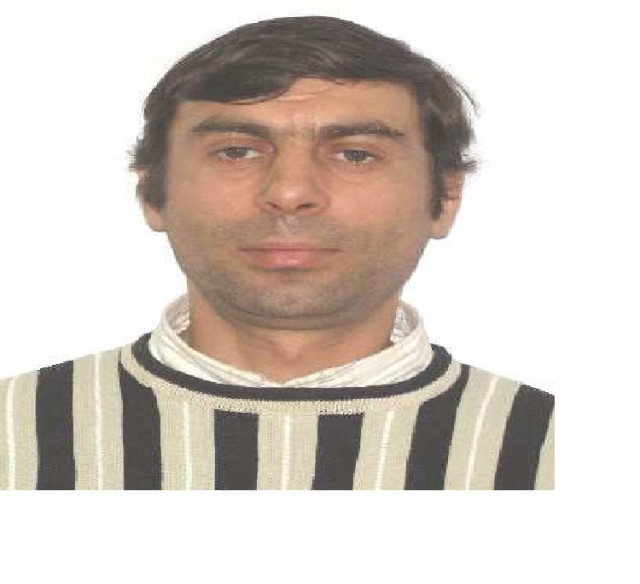 AȚI VĂZUT ACESTE PERSOANE? Sunați la 112