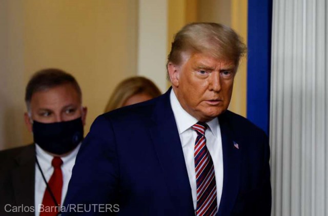 Trump acuză Pfizer şi FDA că au aşteptat să treacă alegerile înainte de a anunţa succesul vaccinului împotriva COVID-19