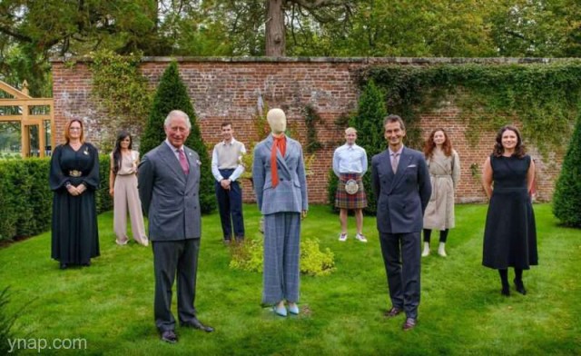 Prinţul Charles se implică în industria modei susţinând o colecţie ce respectă principiile de dezvoltare durabilă