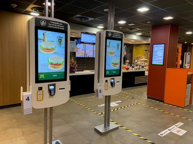 McDonald’s a investit 300.000 de euro în digitalizarea restaurantului din Constanța, de lângă Delfinariu