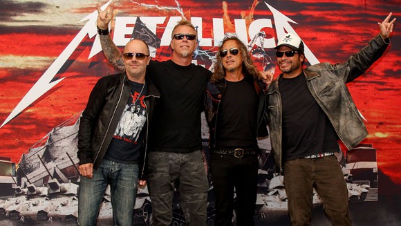 Concert Metallica online sâmbătă. Prețul unui bilet pornește de la 14,99 dolari