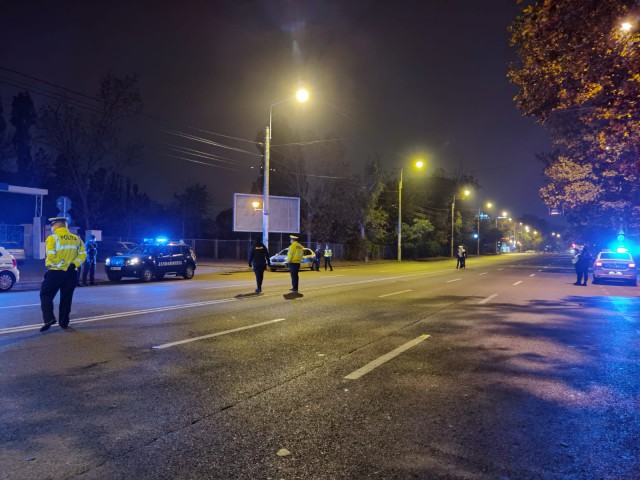 Poliţiştii au VERIFICAT dacă sunt RESPECTATE măsurile de prevenire a coronavirusului