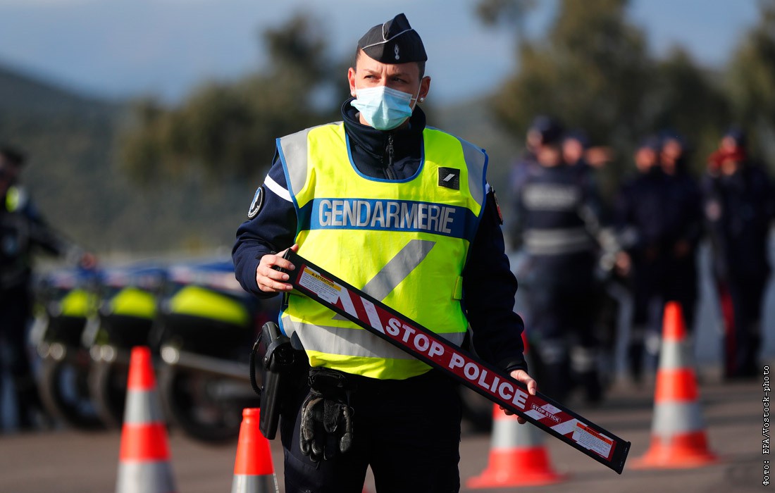 O vastă reţea de spălare de bani obţinuţi din traficul de droguri, destructurată în Franţa