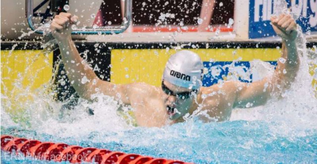 Înot: Noi recorduri naţionale stabilite de Robert Glinţă la 50 şi 100 m spate