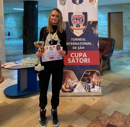 ŞAHISTA Maria ANGHEL a CÂŞTIGAT locul I la Turneul Internațional de șah „Cupa Satori”