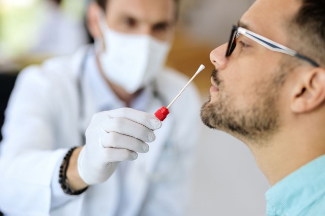 Testare noul coronavirus - ce tip de test să alegi?