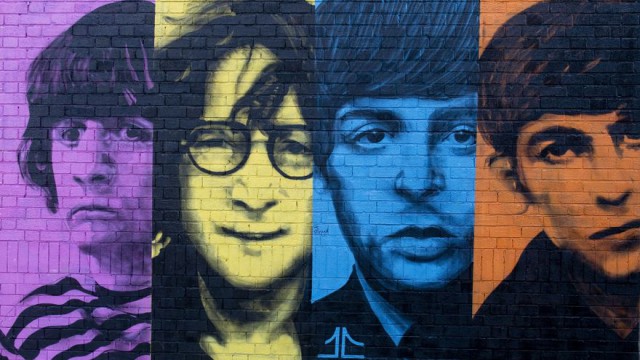 O biografie a trupei Beatles, recompensată cu premiul Baillie Gifford pentru nonficţiune