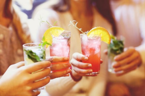 Băuturile alcoolice cu cele mai puține calorii