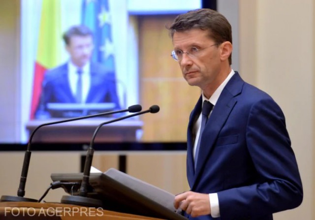 Prima reacție a BNR după noile recorduri de pe piața valutară „E o perioadă tulbure„