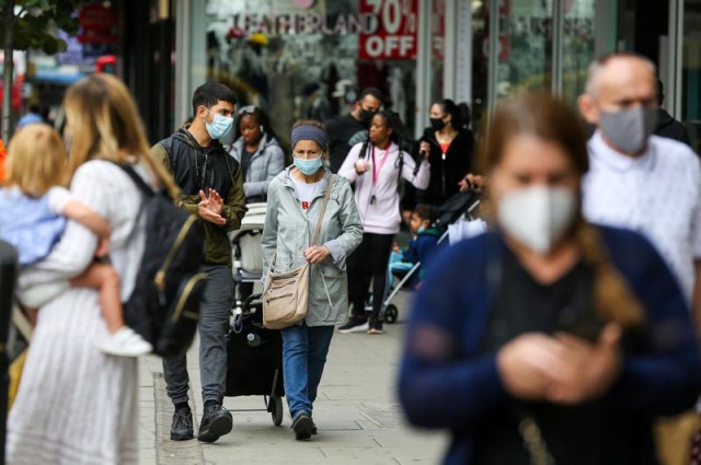 Coronavirus: Aproape toată Anglia, sub restricţii severe chiar şi după sfârşitul lockdown-ului naţional