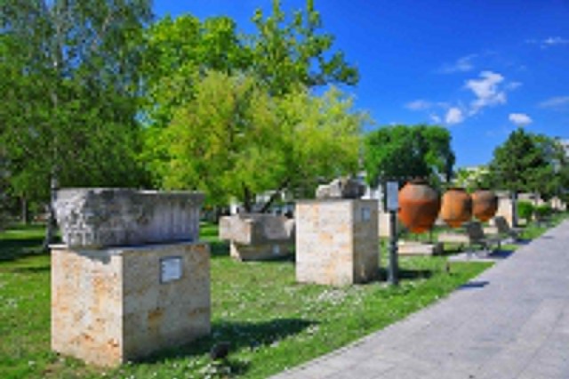 Primăria Constanța, implică cetățenii în împodobirea orașului de Crăciun