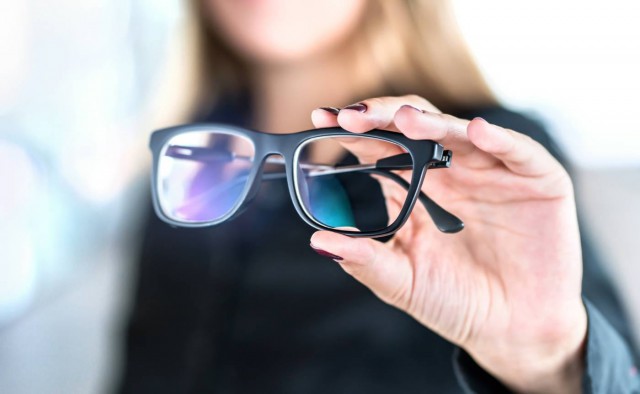 Metode de a îmbunătăți și proteja vederea fără ochelari