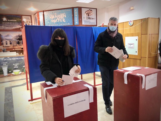 DUMITRACHE și CHELARU au VOTAT pentru un sistem de sănătate mai bun