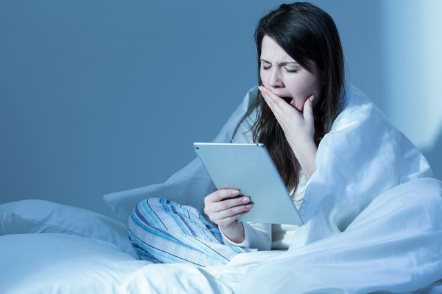 Studiu: Privarea de somn cauzează gândirea negativă