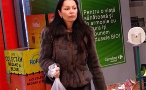 Brigitte Pastramă face concurs cu rochiile ei de lux. Dă și o haină de blană de 7.000 de euro