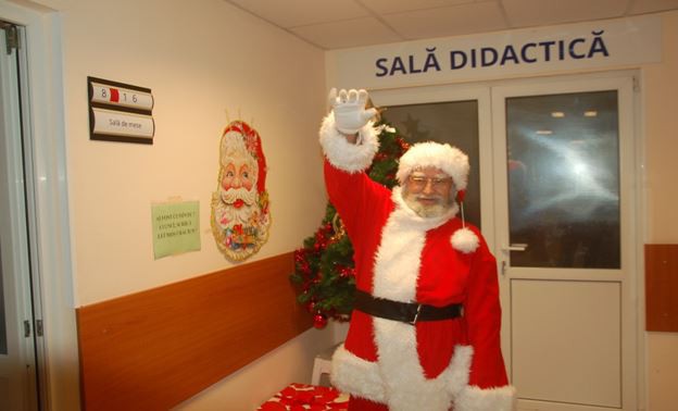Asociaţia Suflete deschise lansează îndemnul 'Fă o faptă bună, fii miracolul!'