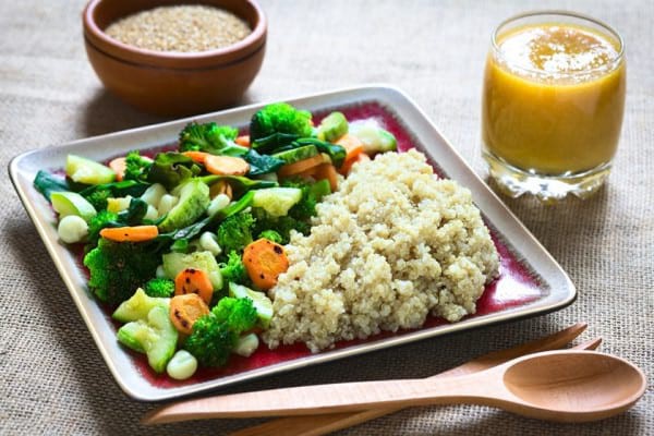 De ce să introduci quinoa în alimentația copilului tău & rețete pe placul celor mici