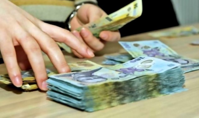 Cu ce procent vor crește pensiile și alocațiile în 2021