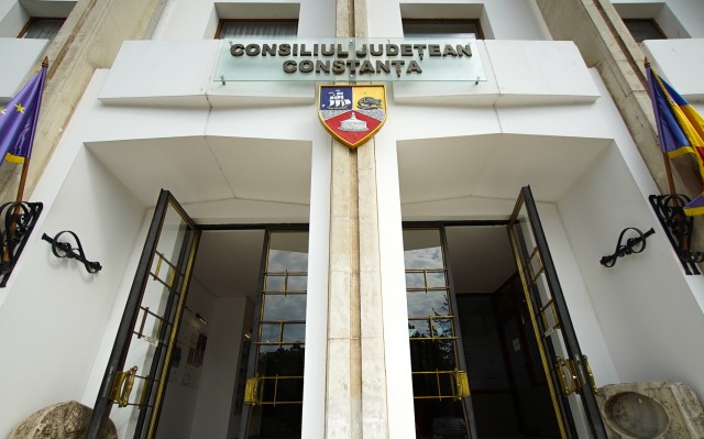 CJ Constanța pune la dispoziție datele de contact ale conducerii instituției