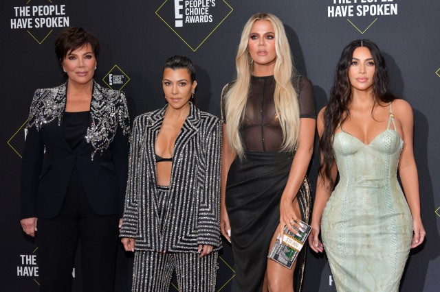 Familia Kardashian revine la televiziune în urma unui nou contract semnat cu Hulu