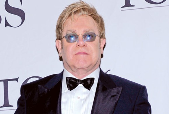 Elton John: „Nu am de gând să lansez piese prea curând”. Motivul pentru care artistul și-a abandonat proiectele
