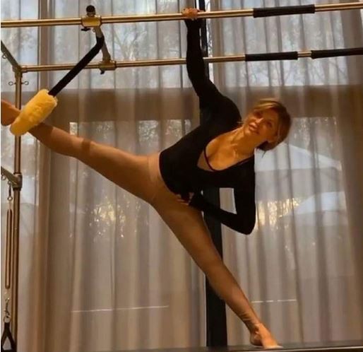 Loredana Groza sfidează trecerea timpului! Cât de sexy este la sala de sport