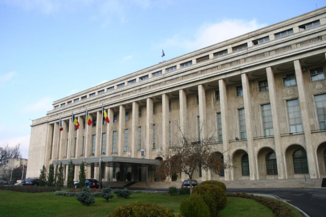 INACO: România, ultimul loc în UE la reprezentarea femeilor în guvern, cu procent similar Irakului şi Bahrainului