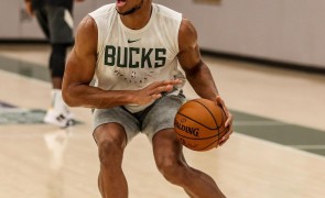 Un nigerian a semnat cel mai mare contract din istoria NBA, în valoare de 228 de milioane, cu Milwaukee Bucks