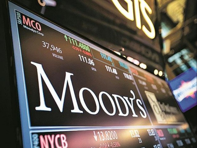 Moody's îmbunătăţeşte ratingurile unor bănci din România