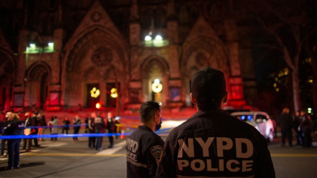 Incident ARMAT la o biserică din NEW YORK