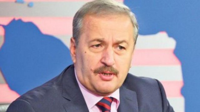 Ministrul Apărării, Vasile Dîncu, chemat în Parlament să dea explicații