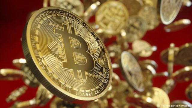 Criptomoneda Bitcoin a depășit toate așteptările și atinge un nivel record