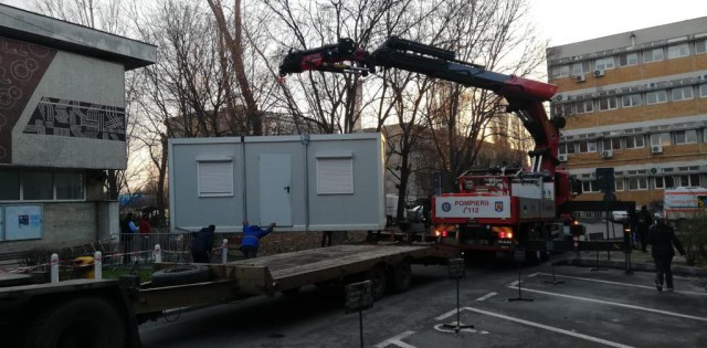 Primăria Constanța a amplasat un container pentru triaj la Centrul de Trasfuzii