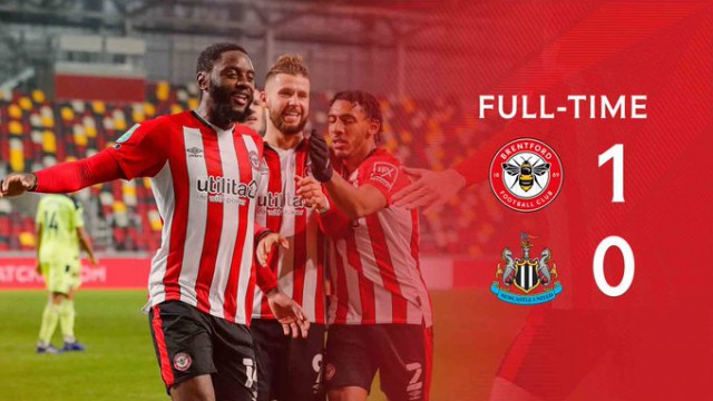 Brentford a eliminat-o pe Newcastle și s-a calificat pentru prima oară în semifinalele Cupei Ligii