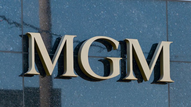 VIDEO MGM analizează posibilitatea de a îşi vinde studioul de producţie