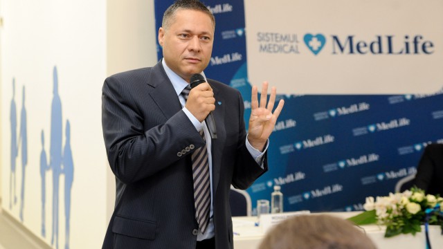 MedLife a cumpărat rețeaua de farmacii CED Pharma