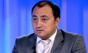 Mirel Palada a fost condamnat la închisoare cu amânare după ce l-a bătut pe senatorul USR Mihai Goțiu