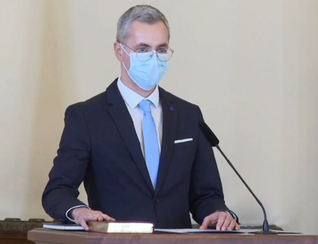 Stelian Ion: 'Produsele contrafăcute pun în pericol sănătatea publică'