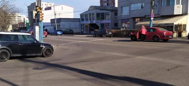 ACCIDENT RUTIER în Km 4-5: O persoană a fost RĂNITĂ